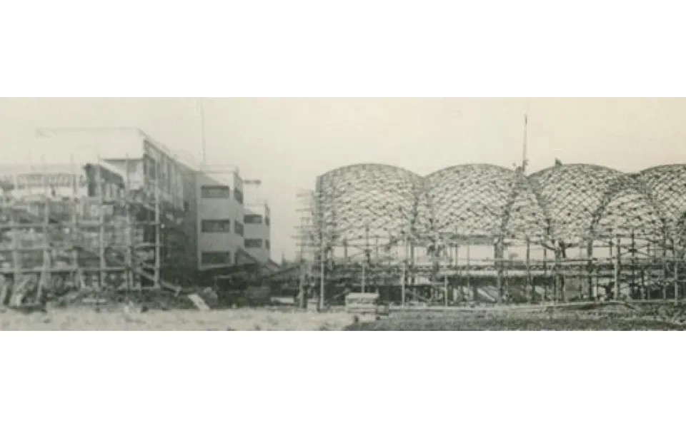 02_1963年建築中