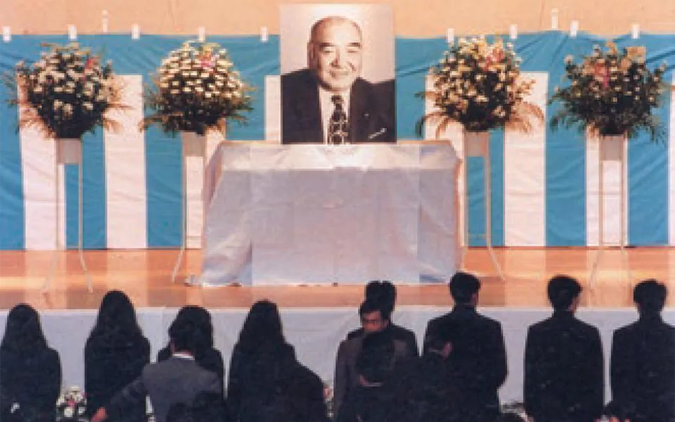 25_1988年お別れする会