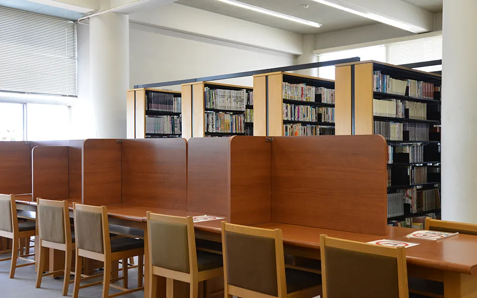 図書館（川島記念館）