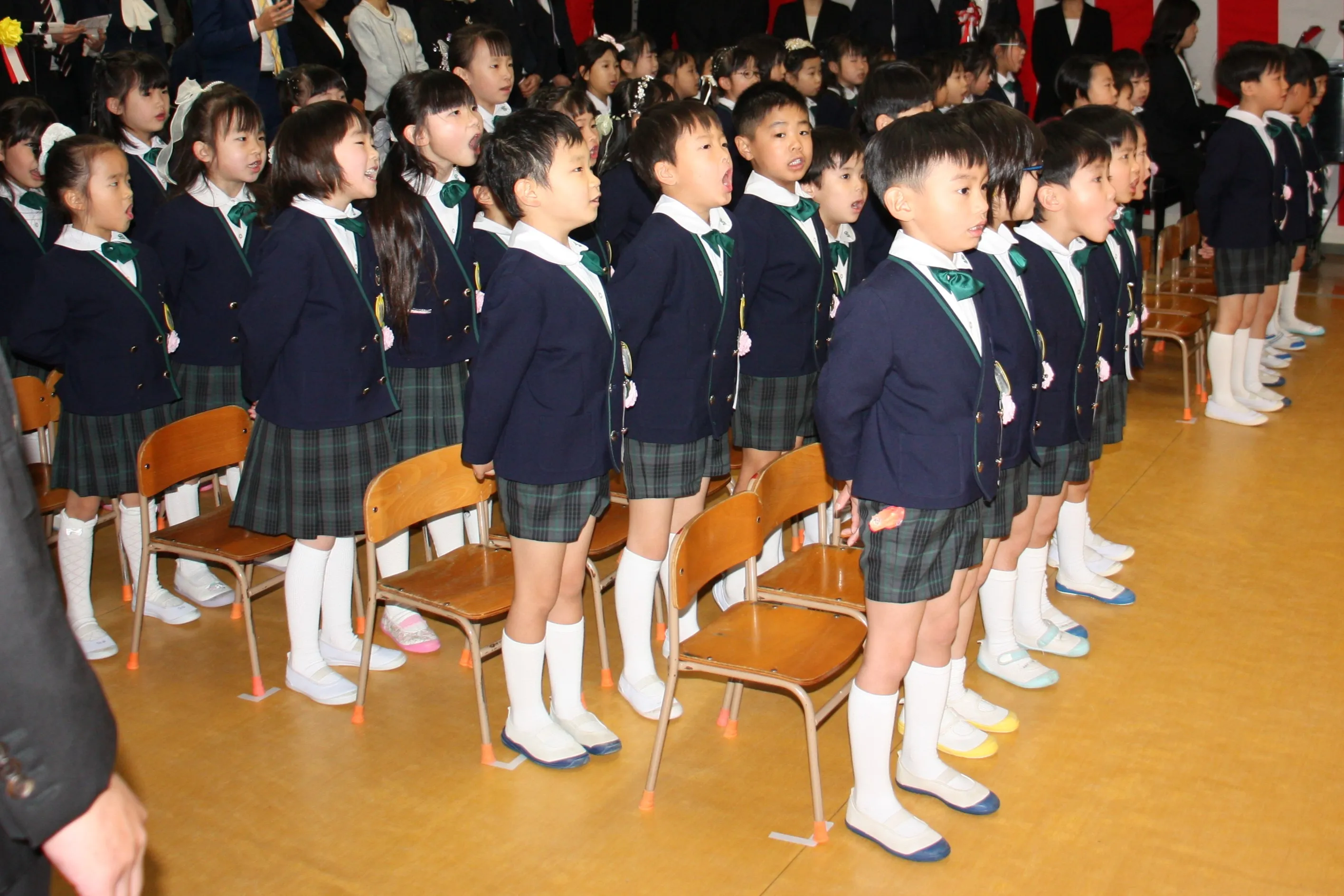 星組さん月組さん ご卒園おめでとうございます」 | 専修大学松戸幼稚園