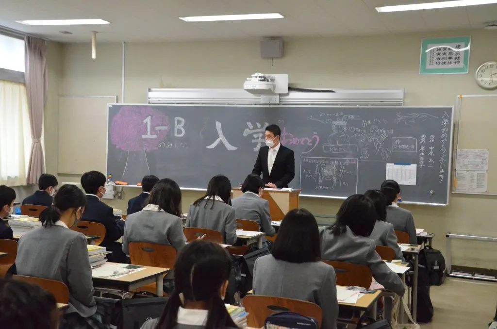 中学校　第２４回入学式8