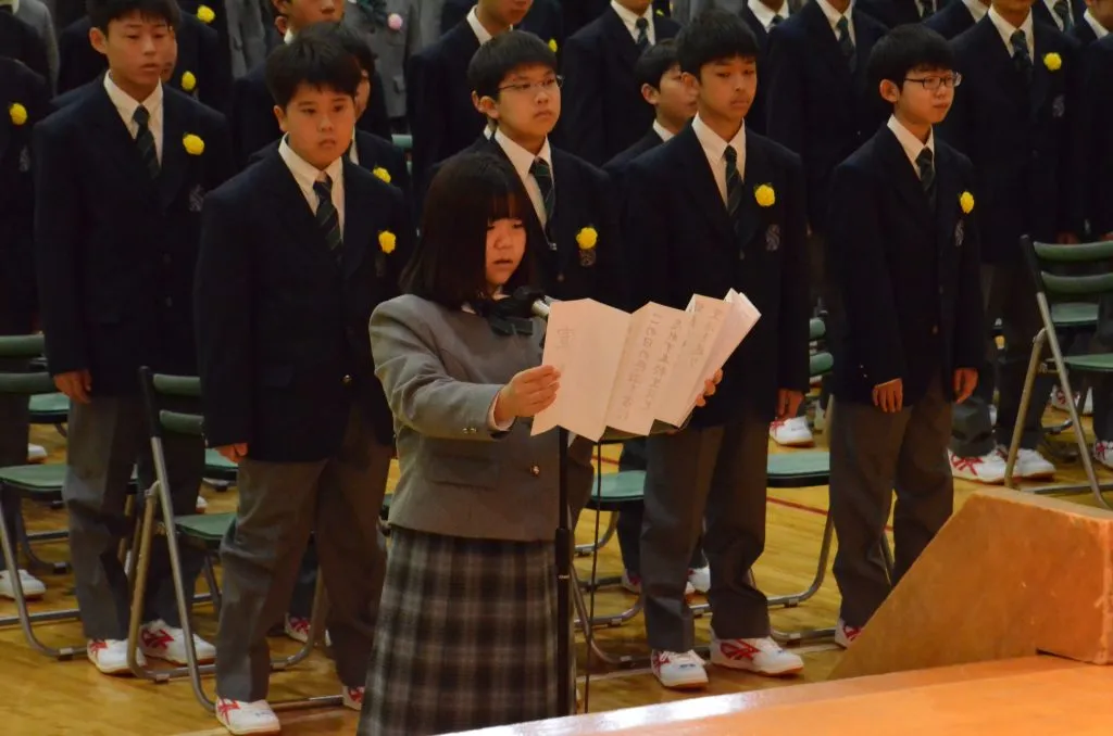 中学校　第２４回入学式5